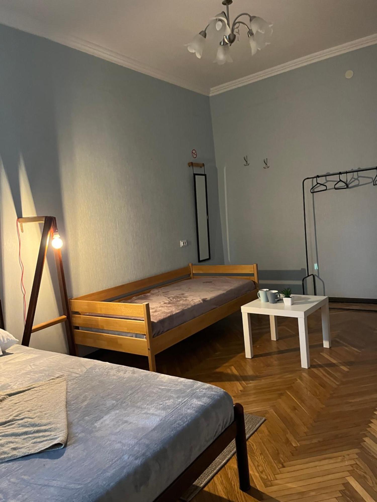 Ararat-Klovskaya Hostel-Apartments Kiev 外观 照片