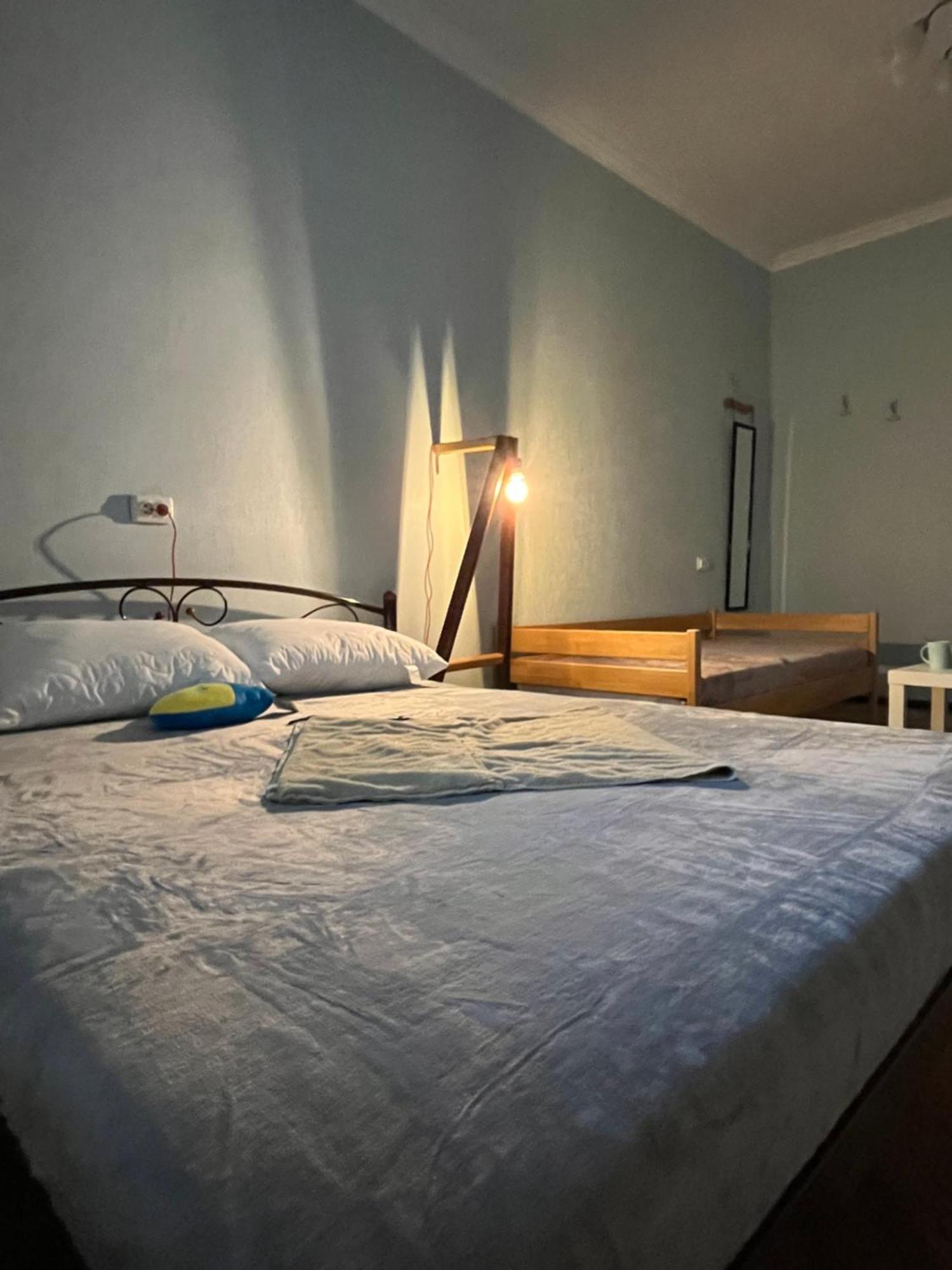 Ararat-Klovskaya Hostel-Apartments Kiev 外观 照片
