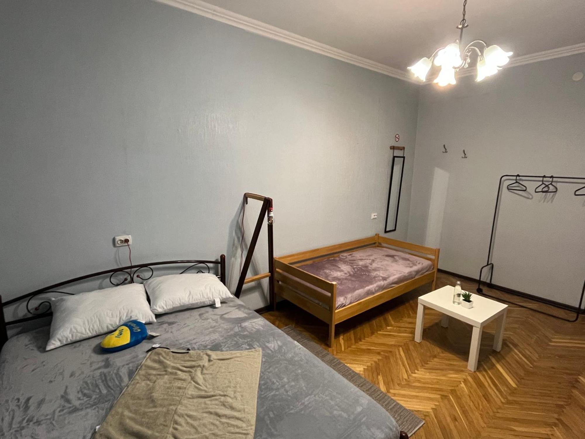 Ararat-Klovskaya Hostel-Apartments Kiev 外观 照片