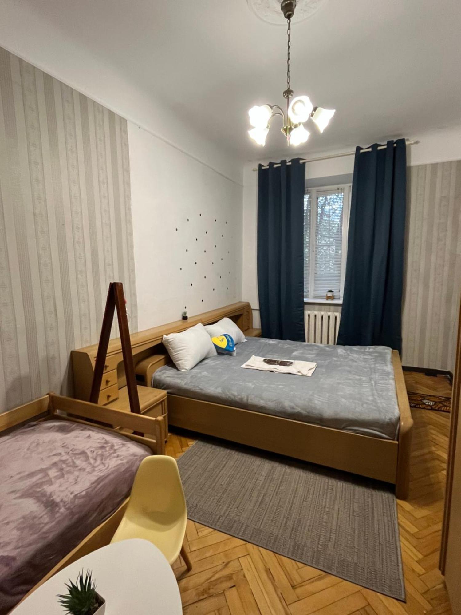Ararat-Klovskaya Hostel-Apartments Kiev 外观 照片
