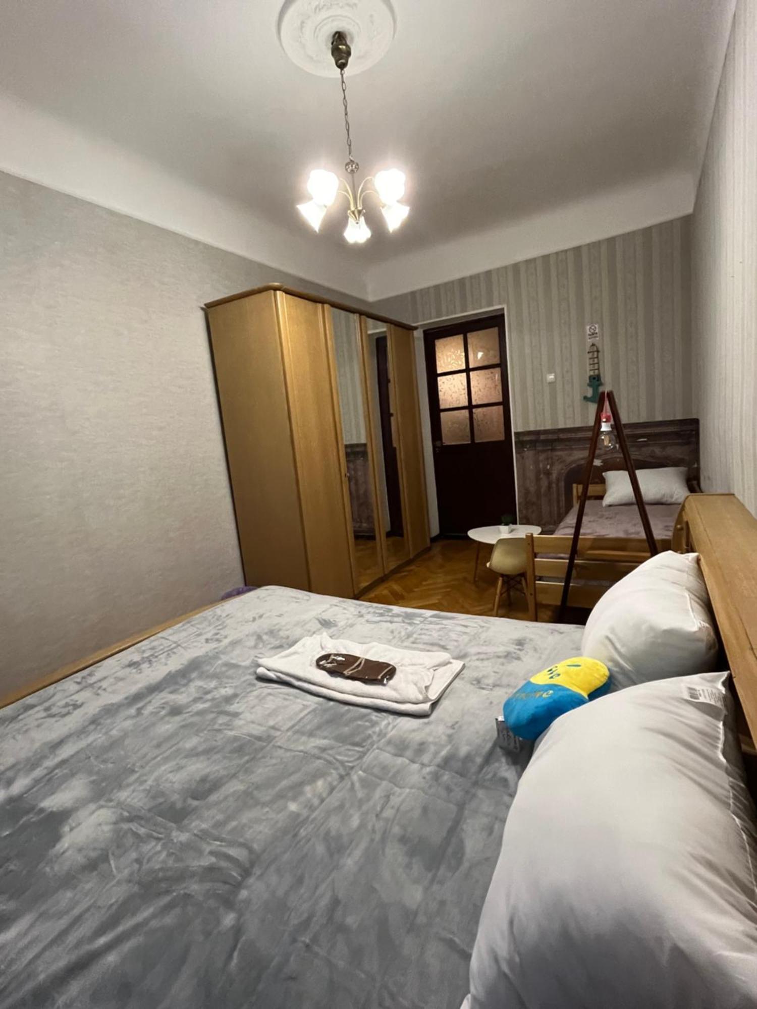 Ararat-Klovskaya Hostel-Apartments Kiev 外观 照片