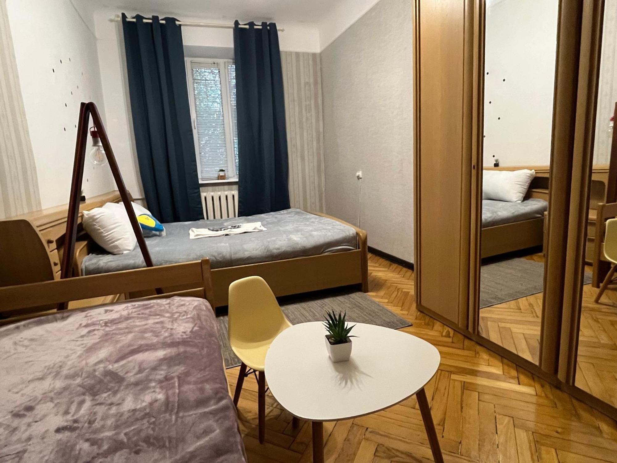 Ararat-Klovskaya Hostel-Apartments Kiev 外观 照片